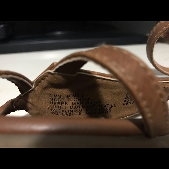 Mudd Sandals - Picture 3 of 3